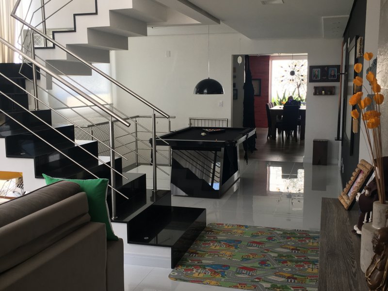 Casa de condomínio à venda São Vicente com 309m² e 4 quartos por R$ 1.800.000 - 1997356671-img-20591.JPG