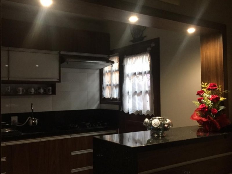 Casa à venda Jardim Krahe com 79m² e 3 quartos por R$ 295.000 - 1990561835-img-20190308-wa0047.jpg