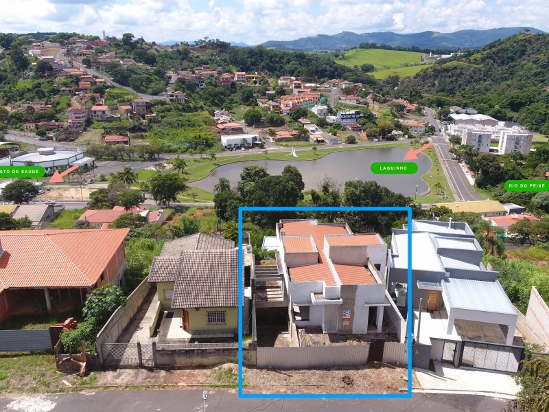 Casa à venda CENTRO com 250m² e 3 quartos por R$ 650.000 - 1638164872-foto-de-frente-1.jpg