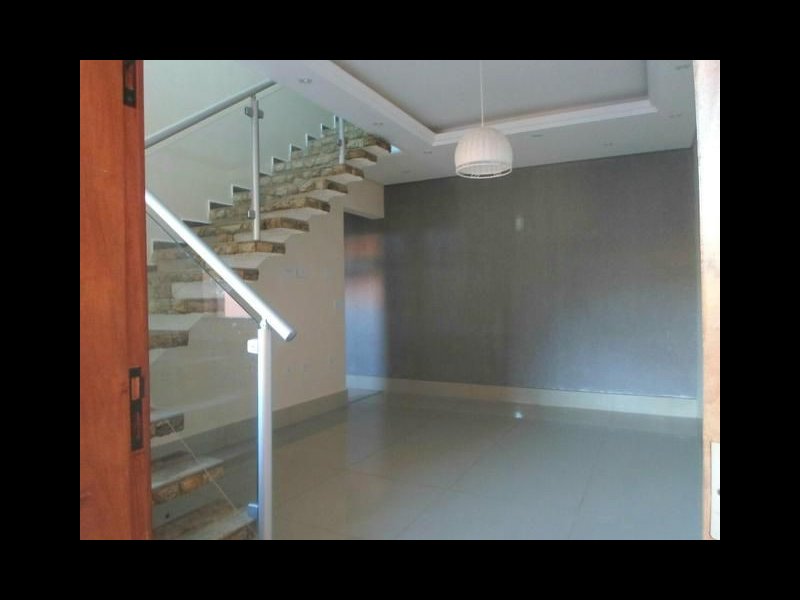 Casa à venda Jardim Iolanda com 143m² e 2 quartos por R$ 380.000 - 1481759575-1551fbd9-2530-4963-b1c8-3d768fcc9c55.jpg