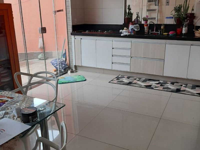 Casa à venda Jardim Iolanda com 143m² e 2 quartos por R$ 380.000 - 1775374488-bbc06ae0-391e-4cd4-89d5-a89d806a1e9c.jpg
