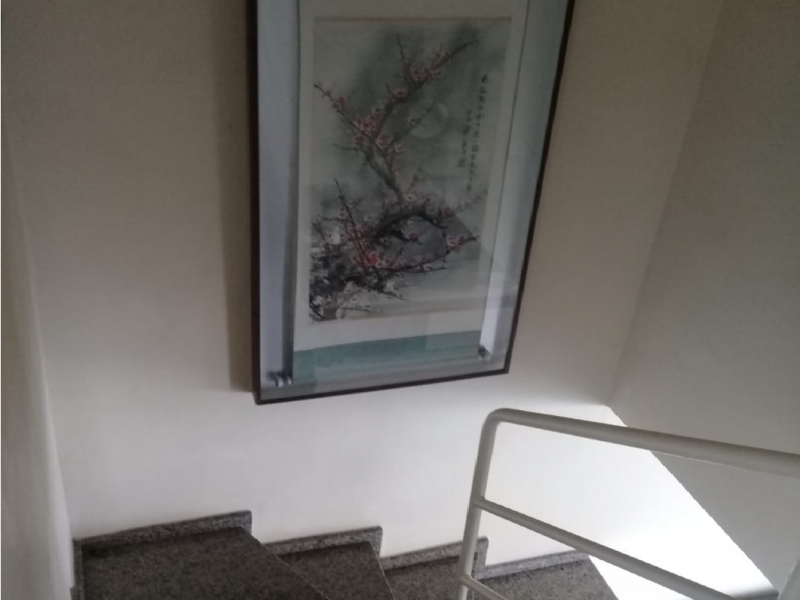 Casa à venda Uberaba com 120m² e 3 quartos por R$ 500.000 - 1360777331-escada.png