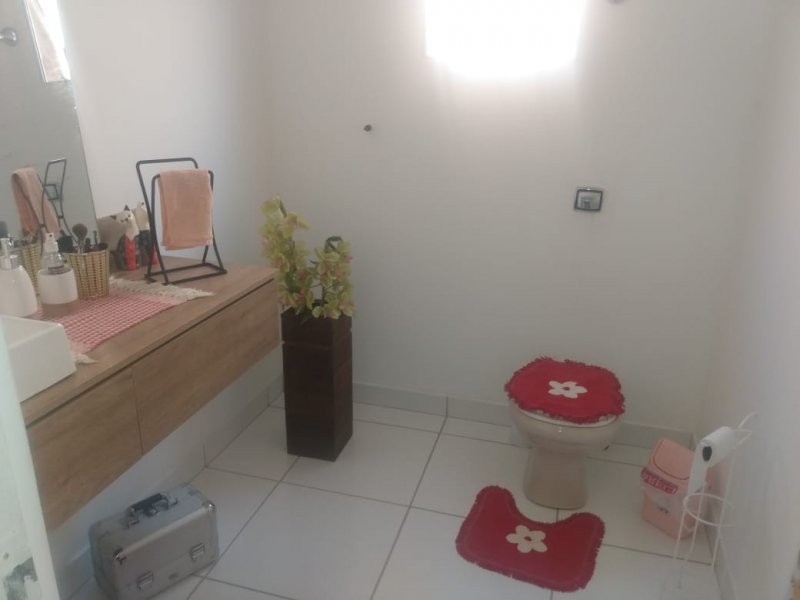 Casa de condomínio à venda Jardim Nova Espirito Santo com 250m² e 3 quartos por R$ 650.000 - 1060623434-06b8739a-8bea-40ad-92cc-81f08945ed70.jpg