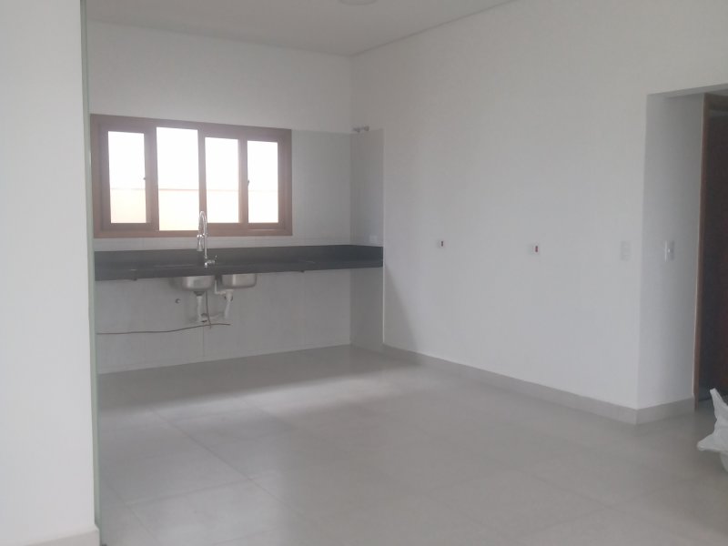 Casa de condomínio à venda Jardim D'icarai com 152m² e 3 quartos por R$ 675.000 - 1644620437-img-20210421-144758280.jpg