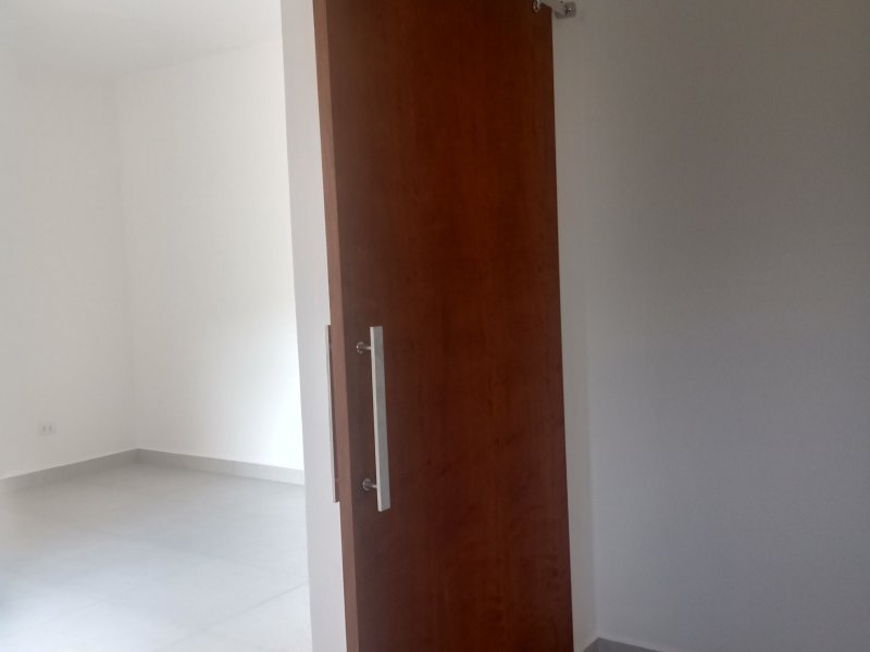 Casa de condomínio à venda Jardim D'icarai com 152m² e 3 quartos por R$ 675.000 - 67614901-img-20210421-130737143-hdr.jpg