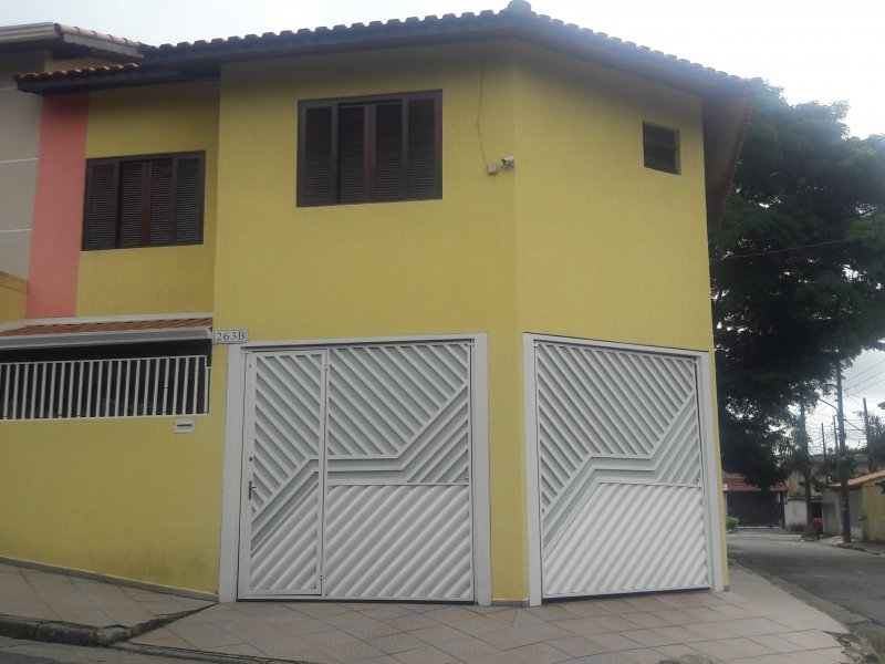 Casa à venda Vl. São Francisco com 125m² e 3 quartos por R$ 460.000 - 547919076-20210427-121739.jpg