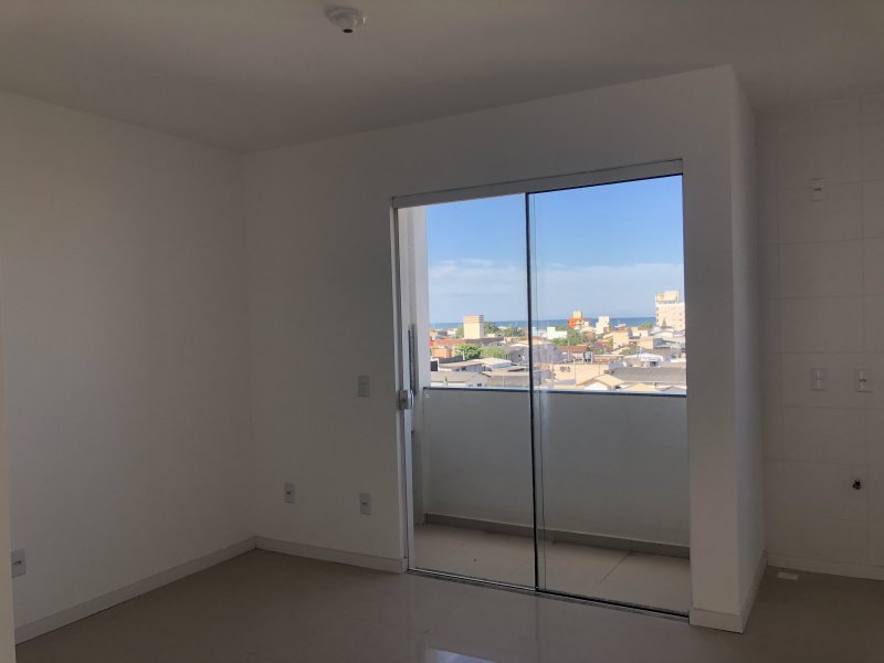 imóvel com 76m² - centro - Navegantes