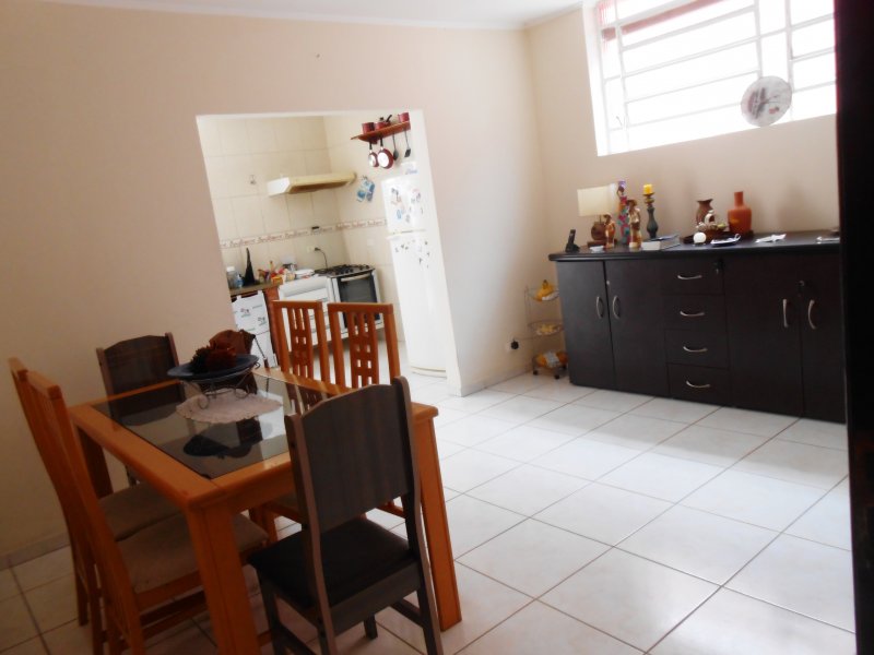 Casa à venda Planalto Paulista com 199m² e 3 quartos por R$ 950.000 - 1414502136-ai39813.JPG