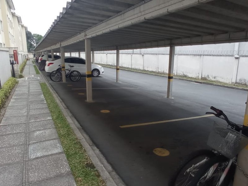 Apartamento à venda Capão Raso com 58m² e 3 quartos por R$ 205.000 - 1301691650-img-20210505-wa0016.jpg