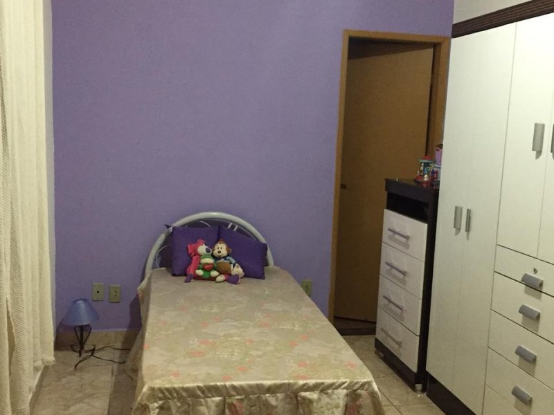 Casa à venda Vila Paulista com 300m² e 4 quartos por R$ 400.000 - 232335405-a005caba-62bc-4168-a15e-f6fed1bc82e8.jpg