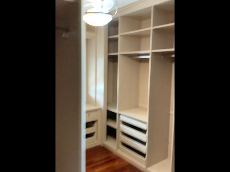 Apartamento à venda Parque do Colegio com 183m² e 4 quartos por R$ 1.050.000 - 1390391394-19-closet-suite-b.jpeg