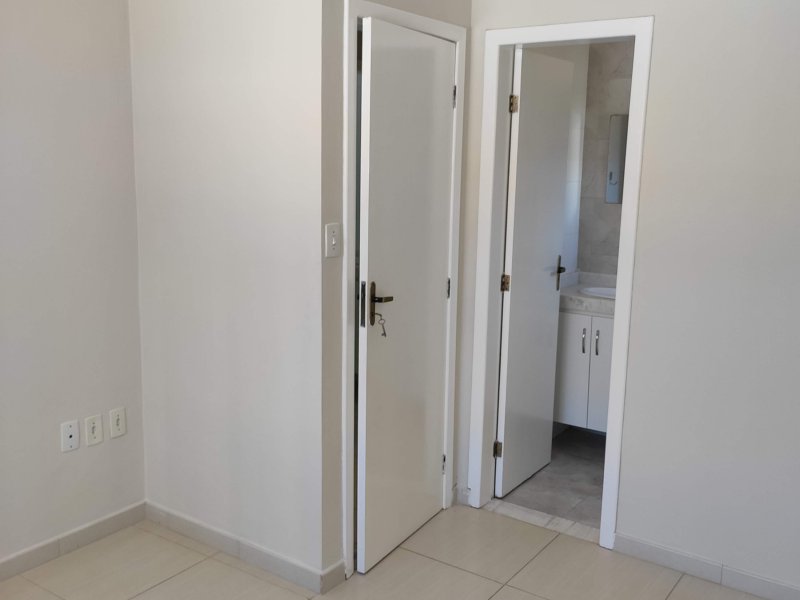 imóvel com 100m² - Riviera Fluminense - Macaé