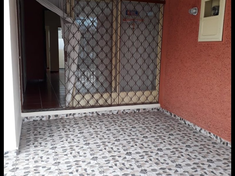 Casa à venda Centro com 218m² e 4 quartos por R$ 590.000 - 1112546268-area-2.jpeg