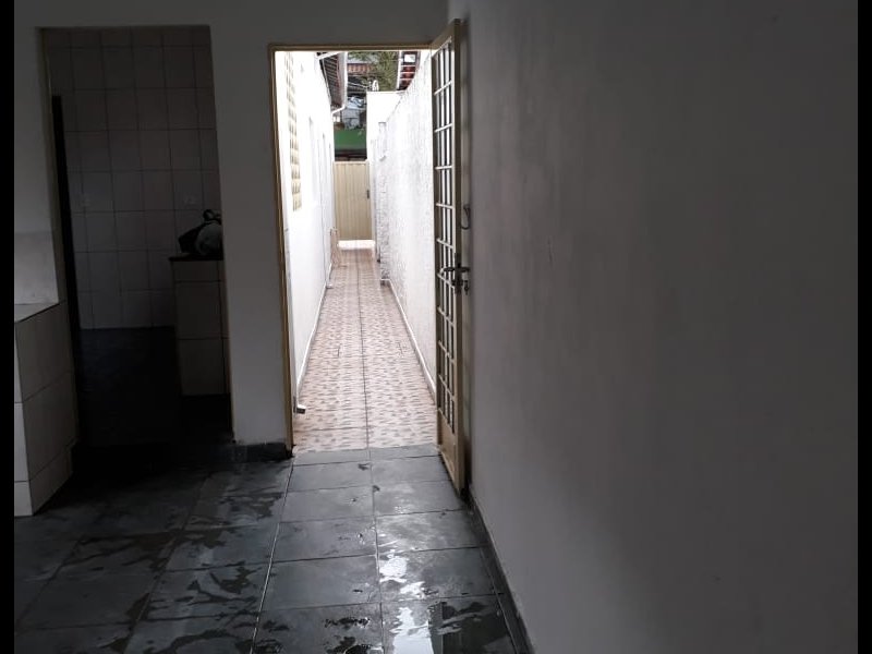 Casa à venda Centro com 218m² e 4 quartos por R$ 590.000 - 321366028-area-de-fora-corredor.jpeg
