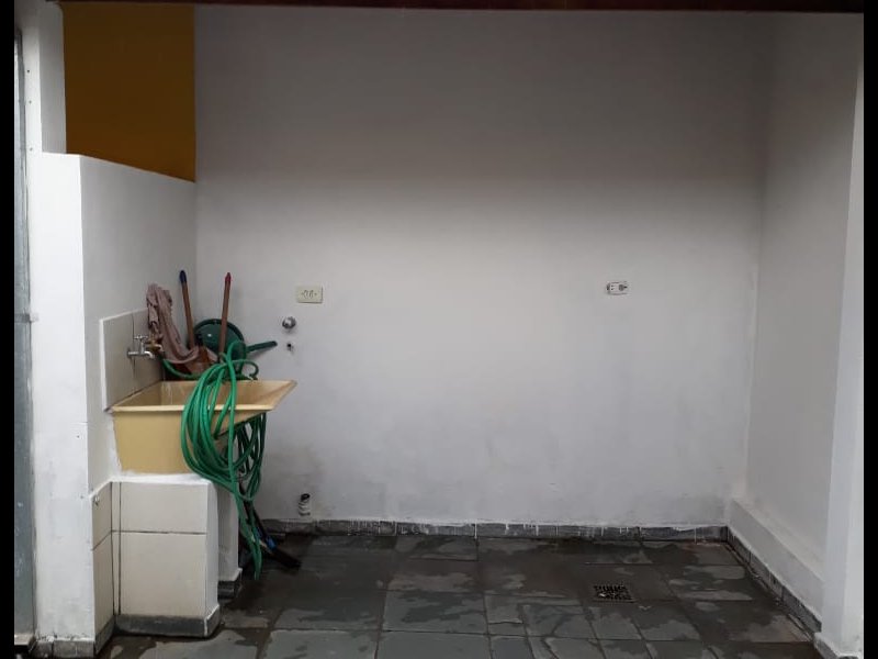 Casa à venda Centro com 218m² e 4 quartos por R$ 590.000 - 541292456-area-de-servico-1.jpeg