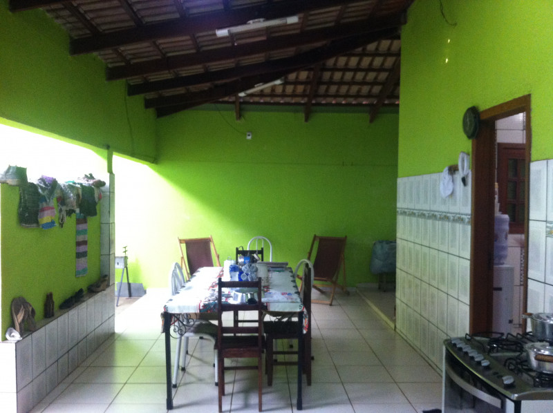 Casa à venda Jardim Belvedere com 257m² e 3 quartos por R$ 330.000 - 2065421877-mesa-de-jantar.jpeg