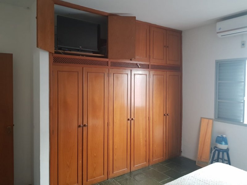 Casa à venda Parque Quinta das Paineiras com 351m² e 4 quartos por R$ 650.000 - 1637213730-foto-quarto-1-armario-1.jpg