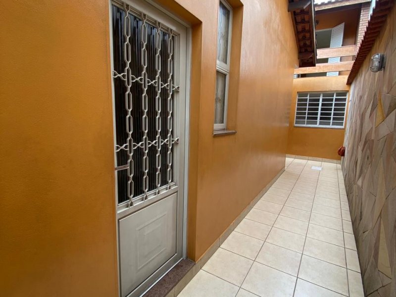 Casa à venda Itaquera com 220m² e 4 quartos por R$ 980.000 - 1016788533-04.jpg