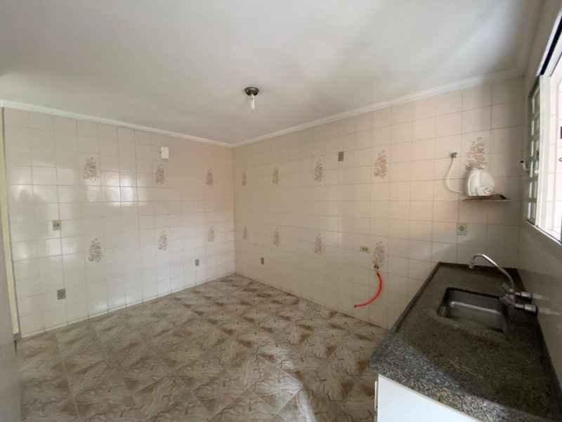 Casa à venda Itaquera com 220m² e 4 quartos por R$ 980.000 - 1691526309-36.jpg