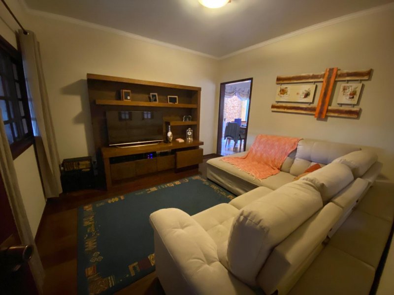 Casa à venda Itaquera com 220m² e 4 quartos por R$ 980.000 - 1733908949-21.jpg
