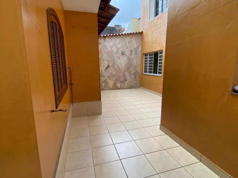 Casa à venda Itaquera com 220m² e 4 quartos por R$ 980.000 - 2092548447-32-1.jpeg
