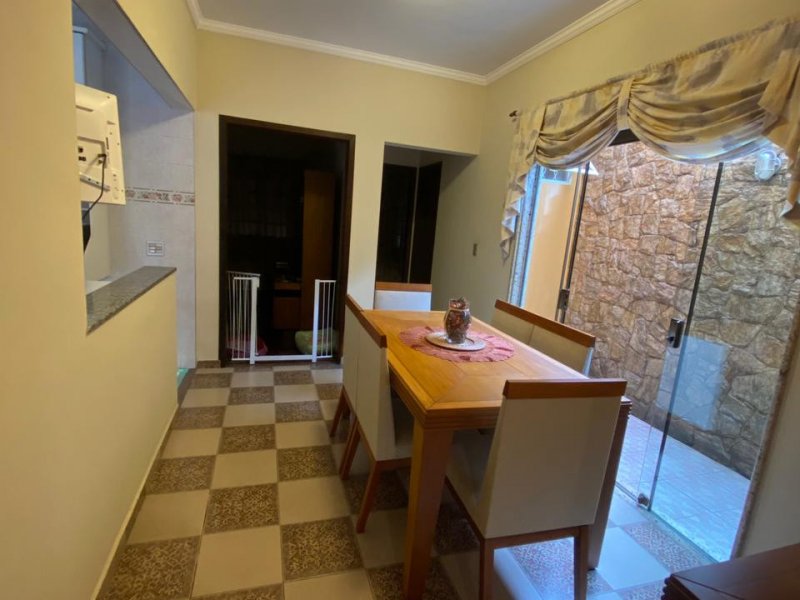 Casa à venda Itaquera com 220m² e 4 quartos por R$ 980.000 - 721279504-13.jpg