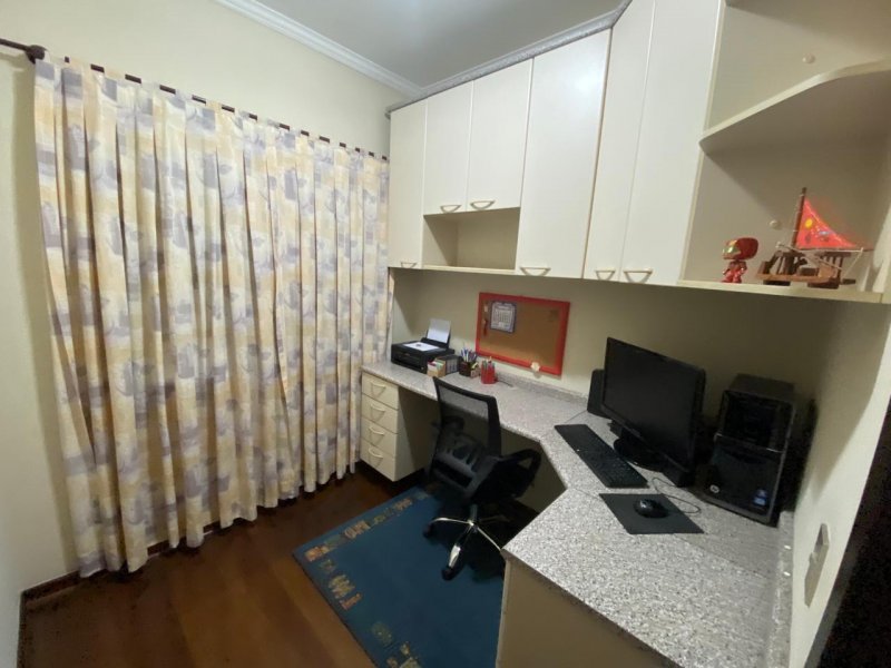 Casa à venda Itaquera com 220m² e 4 quartos por R$ 980.000 - 844521076-17.jpg
