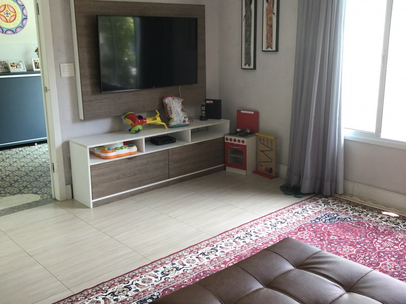 Casa de condomínio à venda Portal dos Gramados com 160m² e 3 quartos por R$ 860.000 - 1626781953-32e3ae42-e3cf-4ba1-9a32-5fe33d867102.jpeg