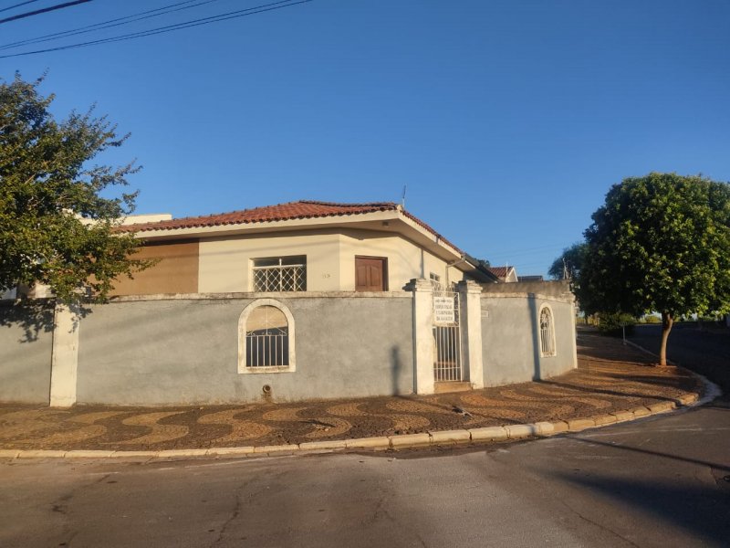 Casa à venda Jardim Princesa com 402m² e 3 quartos por R$ 600.000 - 670557877-casa-a-venda.jpg