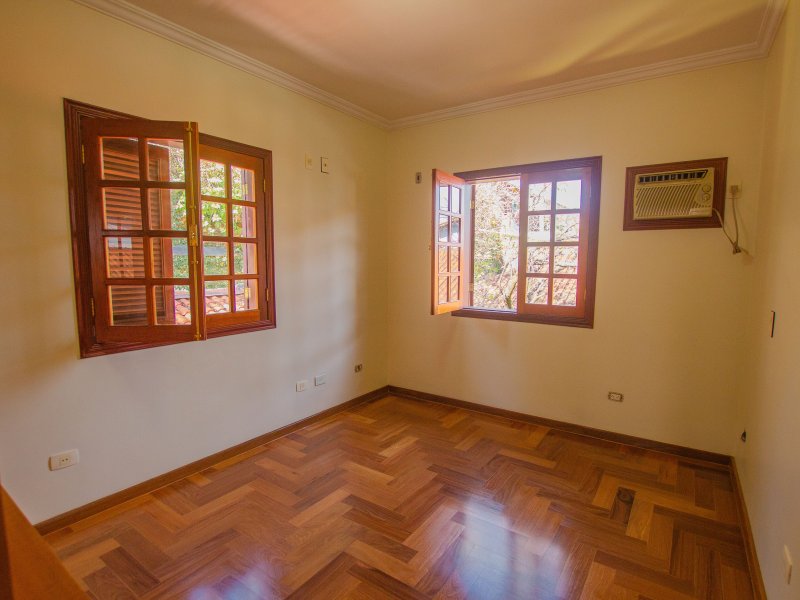 Casa à venda Cidade São Francisco com 291m² e 4 quartos por R$ 1.580.000 - 1152560315-mg-8893.jpg
