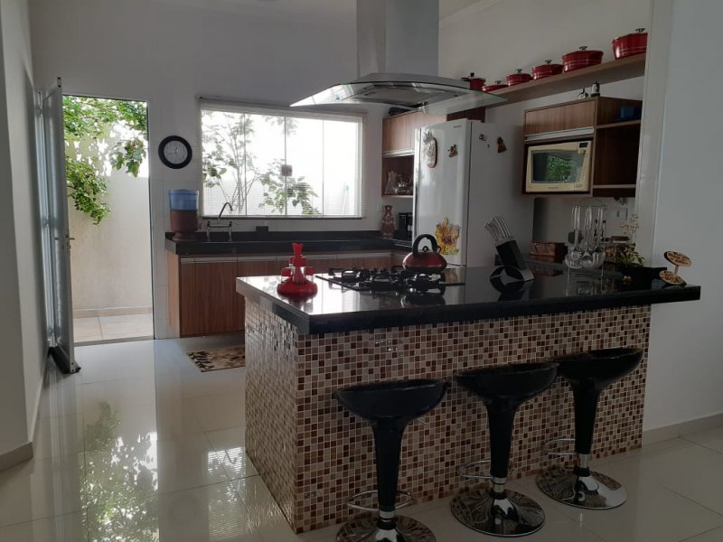 Casa de condomínio à venda Jardim Independência com 250m² e 3 quartos por R$ 700.000 - 2121772087-5.jpeg