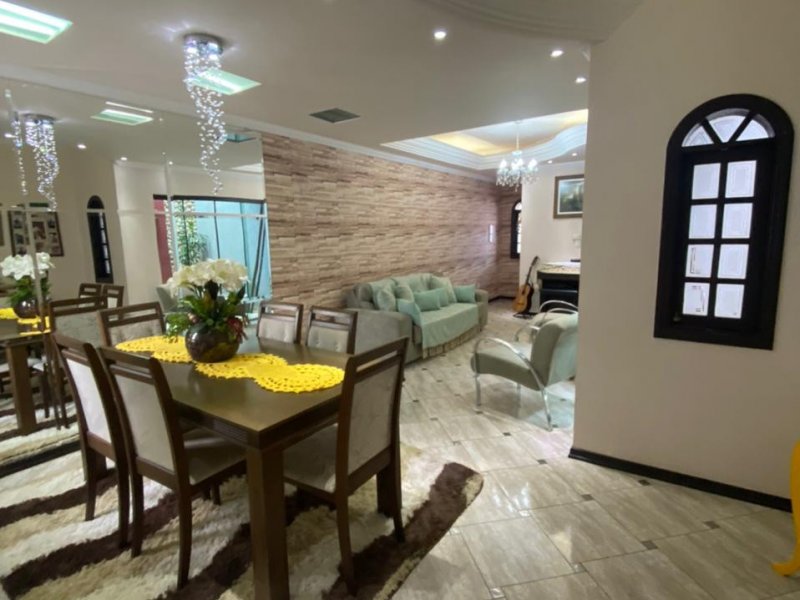 imóvel com 198m² - Jardim  - Americana