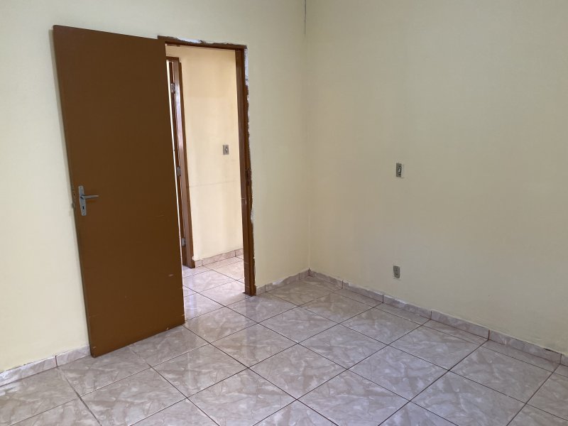 Casa à venda Vila Costa e Silva com 250m² e 4 quartos por R$ 580.000 - 1350586670-19.JPG