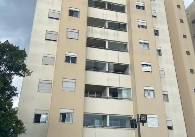 imóvel com 65m²