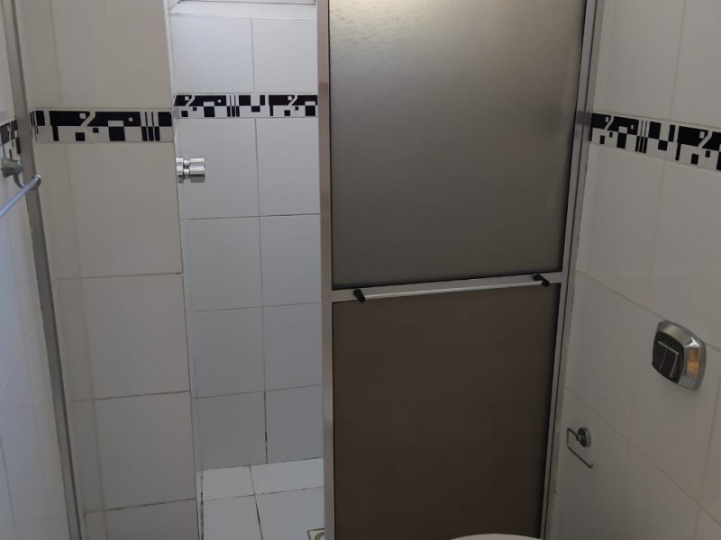 Apartamento à venda Centro Histórico com 45m² e 1 quarto por R$ 360.000 - 1948150444-banho-box.jpeg