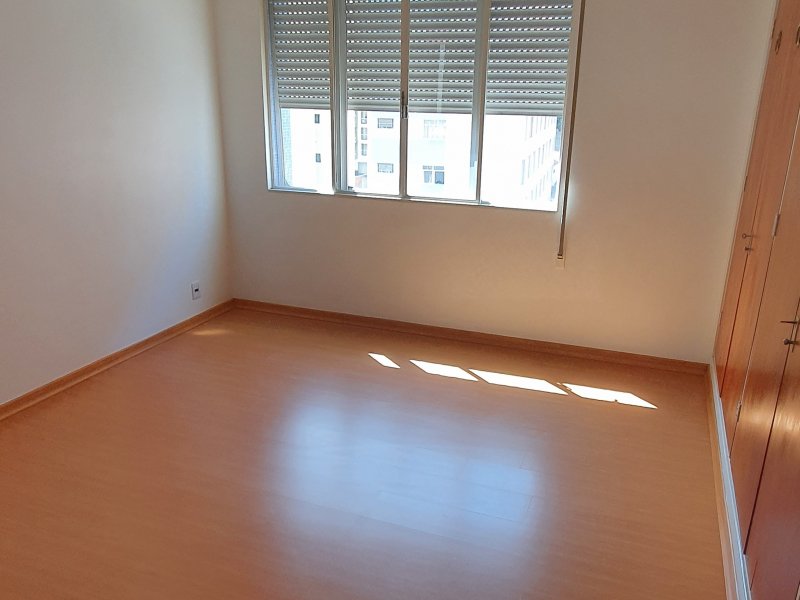 Apartamento à venda Centro com 235m² e 4 quartos por R$ 650.000 - 2143064942-20210501-113412.jpg