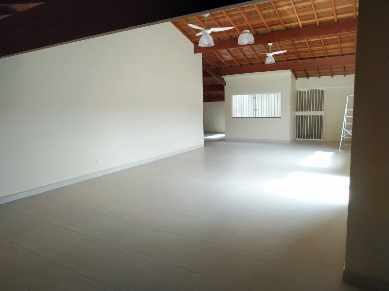 Casa à venda Vila Esperia Ou Giglio com 510m² e 4 quartos por R$ 1.300.000 - 858143822-33-salao-superior.jpg