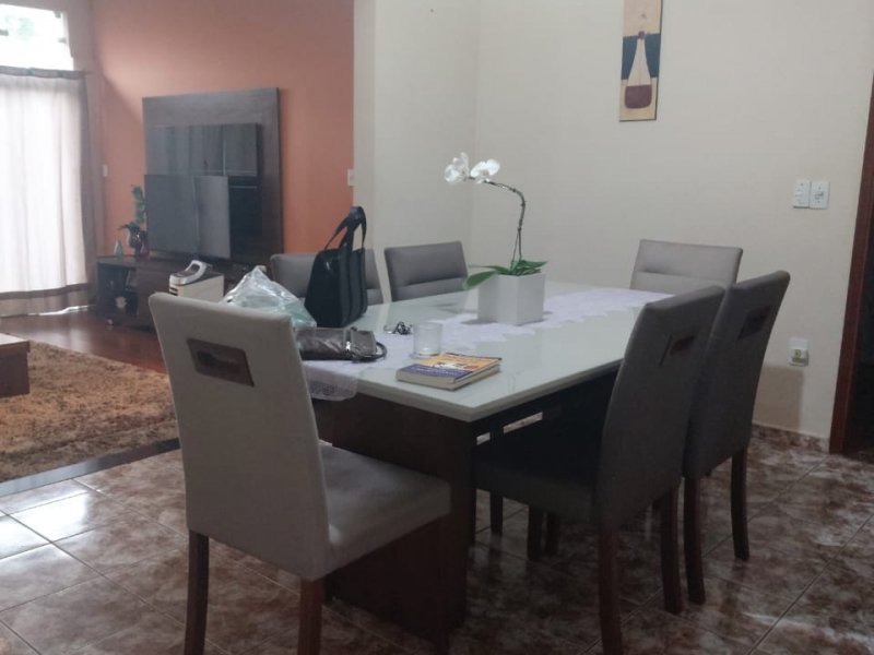 imóvel com 444m² - Vila Santa Isabel - Campinas