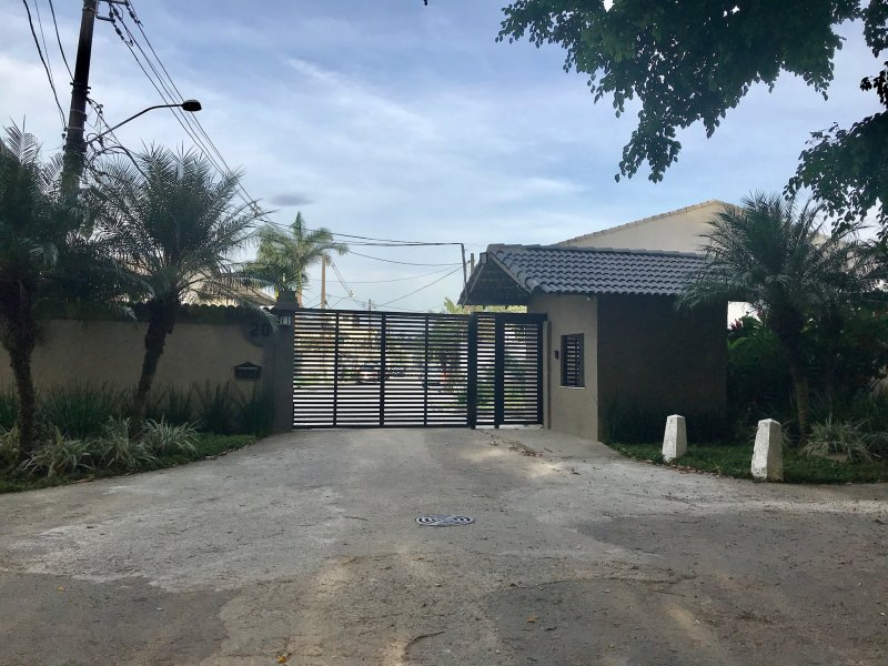 Terreno à venda Vargem Pequena com 180m² e 1 quarto por R$ 190.000 - 1654989609-385920fd-21c1-47ee-bf9c-d90a5c145a15.jpeg