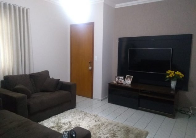 imóvel com 65m²