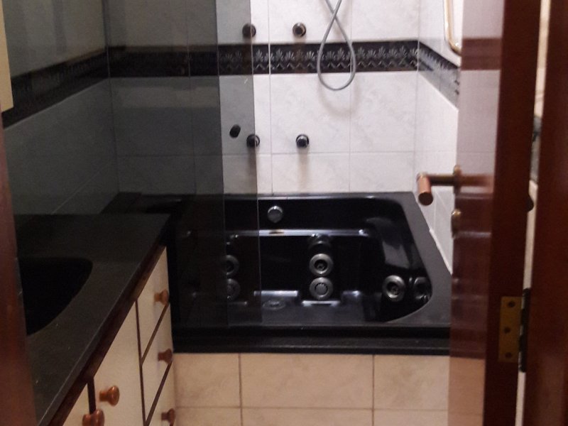Casa à venda Jardim Alvorada (Zona Oeste) com 167m² e 2 quartos por R$ 490.000 - 1797006540-banheiro-1-suite.jpg