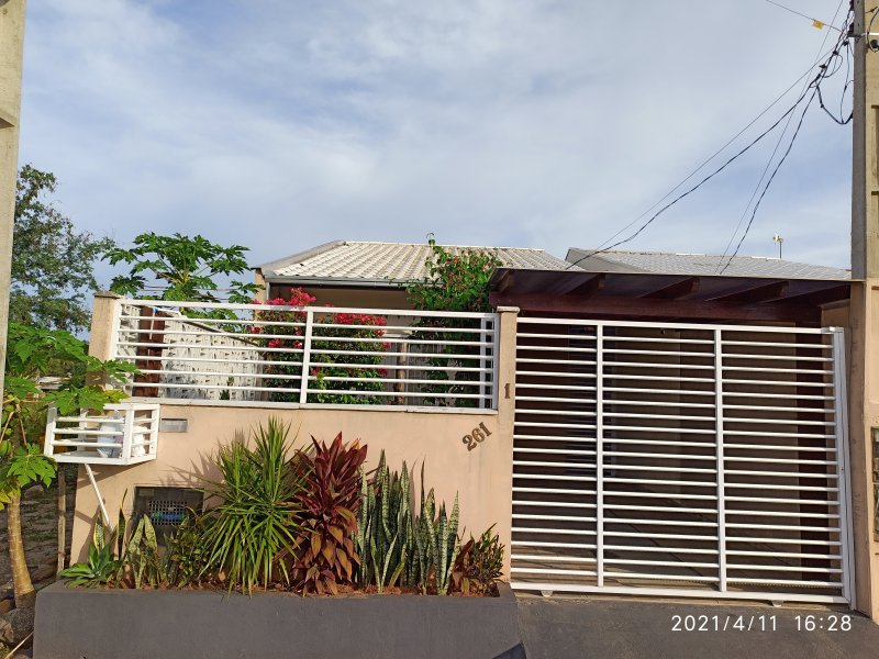 Casa à venda Centro com 113m² e 4 quartos por R$ 330.000 - 2110927203-inbound3817571686771077540.jpg