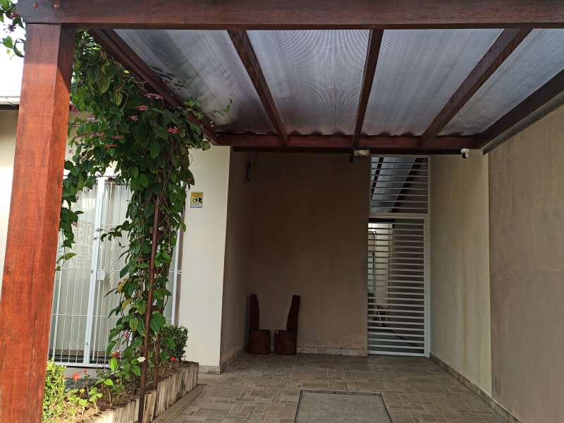 Casa à venda Centro com 113m² e 4 quartos por R$ 330.000 - 78703511-inbound1264241098395534192.jpg