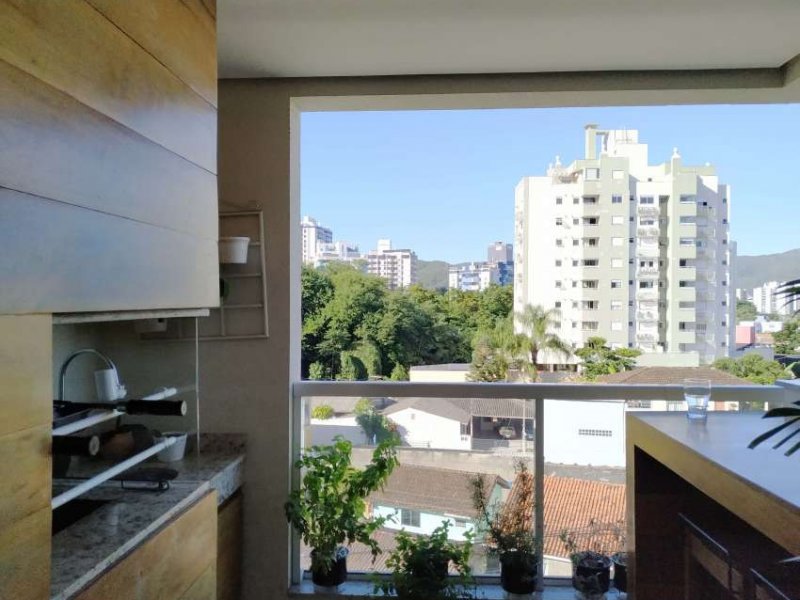 imóvel com 69m² - Itacorubi - Florianópolis