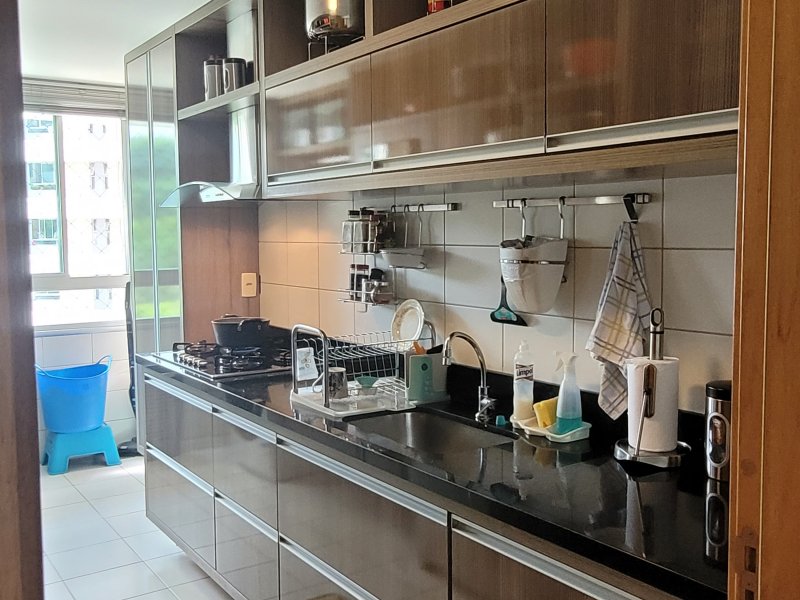 Apartamento à venda Adrianópolis com 108m² e 3 quartos por R$ 780.000 - 520069430-7-cozinha.jpg