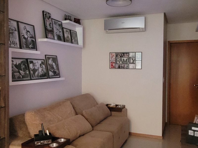Apartamento à venda Adrianópolis com 108m² e 3 quartos por R$ 780.000 - 883426735-11-home-theater.jpg