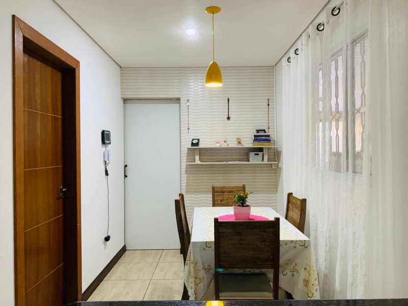 imóvel com 190m² - Alto Tarumã - Pinhais