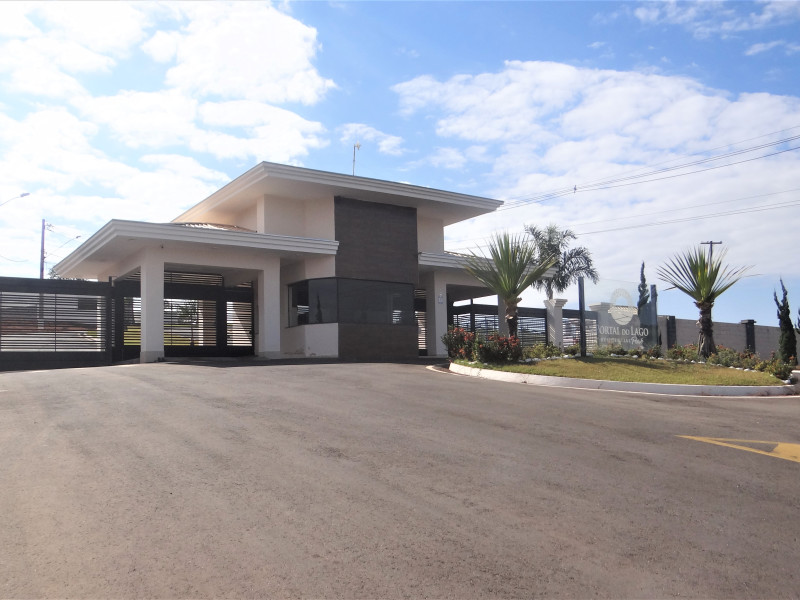 Terreno à venda Centro com 360m² e 1 quarto por R$ 135.000 - 001.JPG
