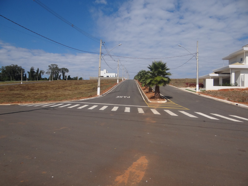 Terreno à venda Centro com 360m² e 1 quarto por R$ 135.000 - 005.JPG