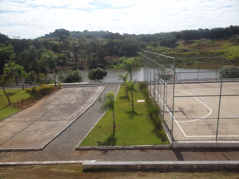 Terreno à venda Centro com 360m² e 1 quarto por R$ 135.000 - 006.JPG